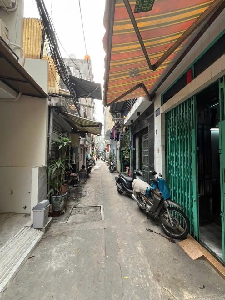 Nhà phố 4 tầng Nguyễn Thiện Thuật, Q3, 37m² giá 9.2 tỷ - Sẵn sàng vào ở ngay!