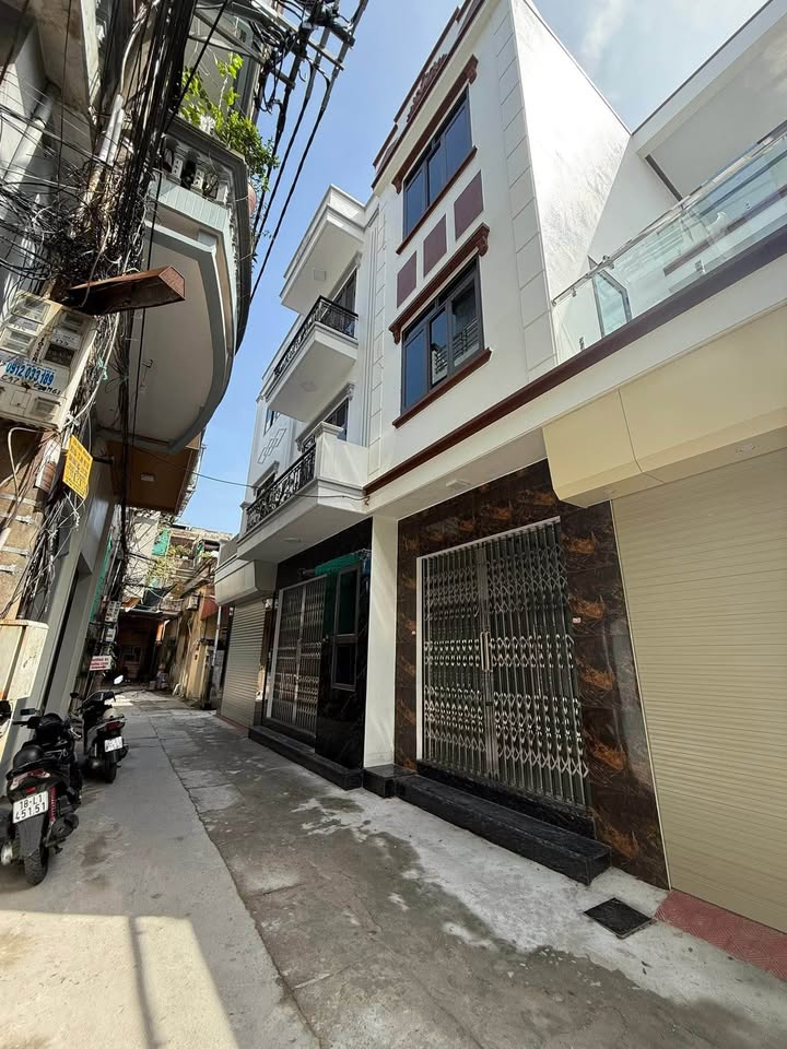 Nhà 3 tầng tại đường Quang Trung, Nam Định 65m² giá 3.1 tỷ - Chính chủ bán gấp!