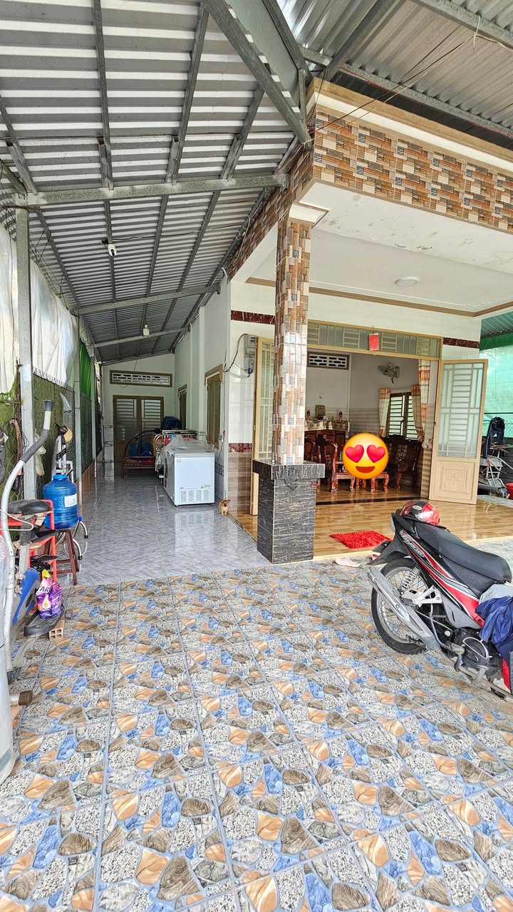 Nhà cấp 4 mặt tiền Đinh Công Chánh 382m² giá 2.6 tỷ - Định cư lâu dài!