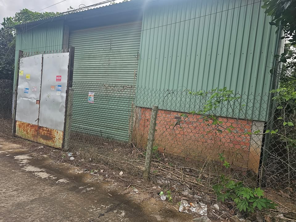 Nhà kho Mặt Tiền xe hơi 409m² giá 520 triệu - Đầu tư sinh lời ngay!