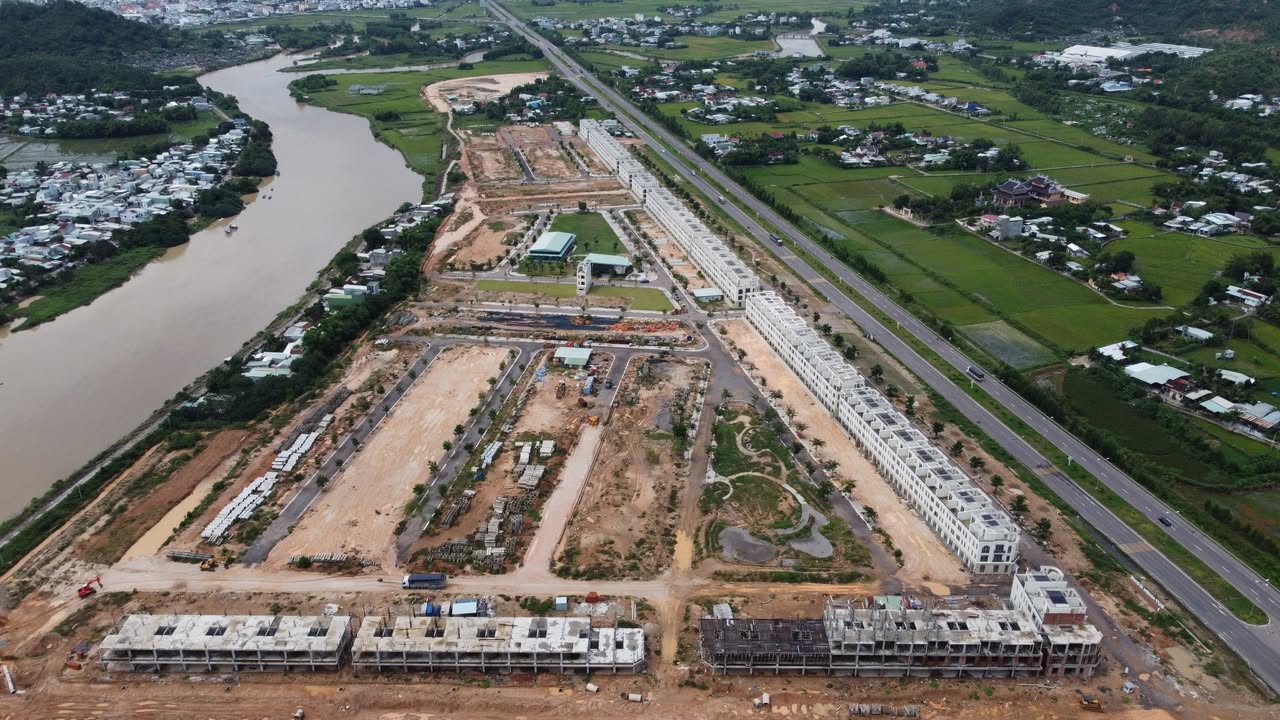 Đất nền Quốc Lộ 19, Quy Nhơn 90m² giá chỉ 2,7 tỷ - Tiềm năng tăng giá mạnh mẽ!