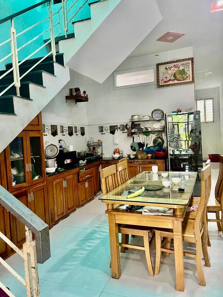 Nhà đẹp 2 tầng gần Chợ Hòa Thọ Tây giá 3 tỷ - Đầy đủ công năng sử dụng!