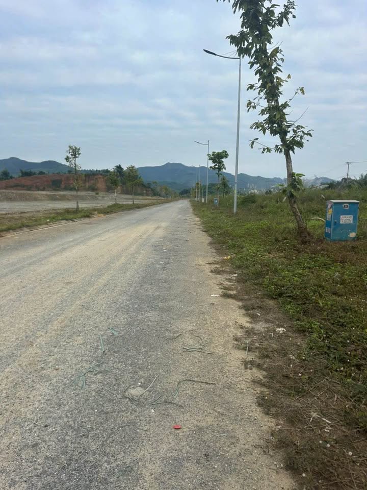 Đất nền T2 Xuân Tăng Lào Cai 111m² - Sổ đỏ chính chủ, giá thương lượng hấp dẫn!