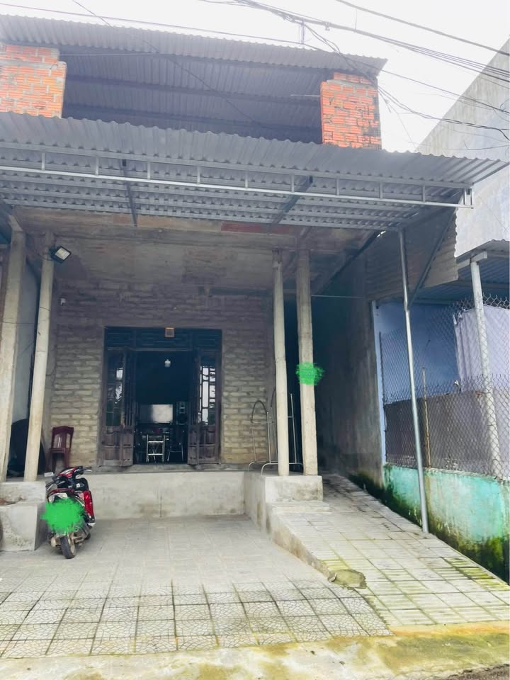 Nhà thô 2 tầng mặt tiền Phùng Lưu, Thủy Dương 128m² giá 3.3 tỷ - Cơ hội đầu tư lý tưởng!