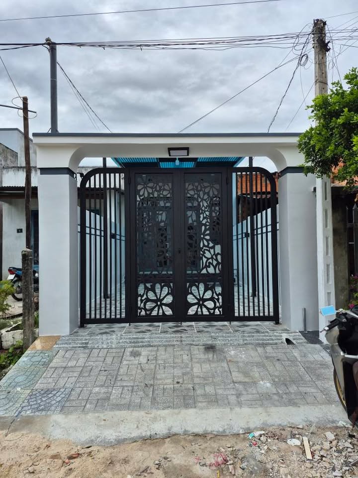 Nhà bán trung tâm Trường Lộc, phường Long Hoa, Tây Ninh 114m² giá 1.25 tỷ - Tiện ích đầy đủ, an ninh tốt