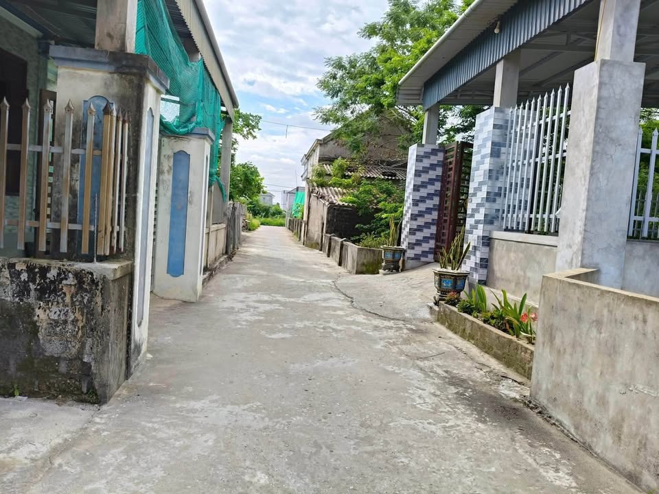 Đất thổ cư Quảng Trung 160m² giá 500 triệu - Lô góc hai mặt tiền hiếm có!