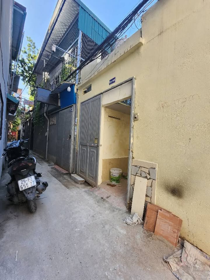 Căn hộ tập thể T1 Mai Động 13m² giá 3 tỷ - Kinh doanh nhỏ, ô tô tránh!