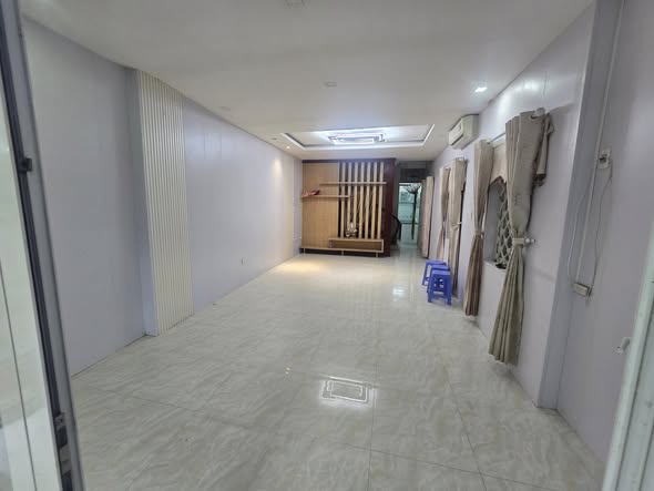 Nhà cho thuê mặt tiền Ông Ích Khiêm, Đà Nẵng 80m² - Không gian sống lý tưởng!