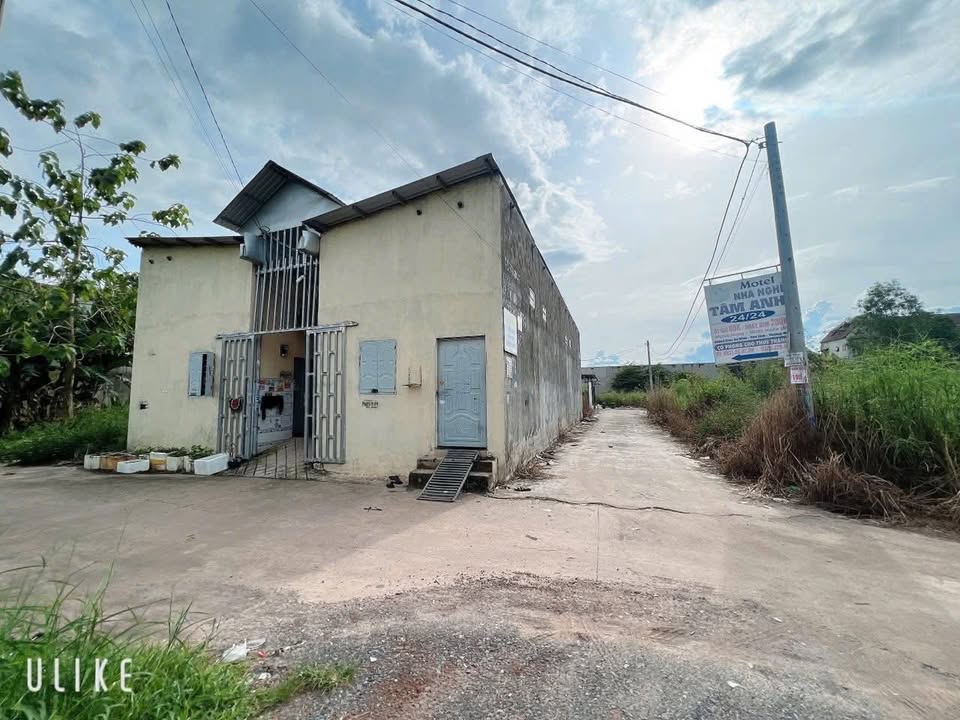 Dãy trọ 10 phòng An Viễn, Trảng Bom, Đồng Nai giá 2.45 tỷ - Đầu tư sinh lời hấp dẫn!