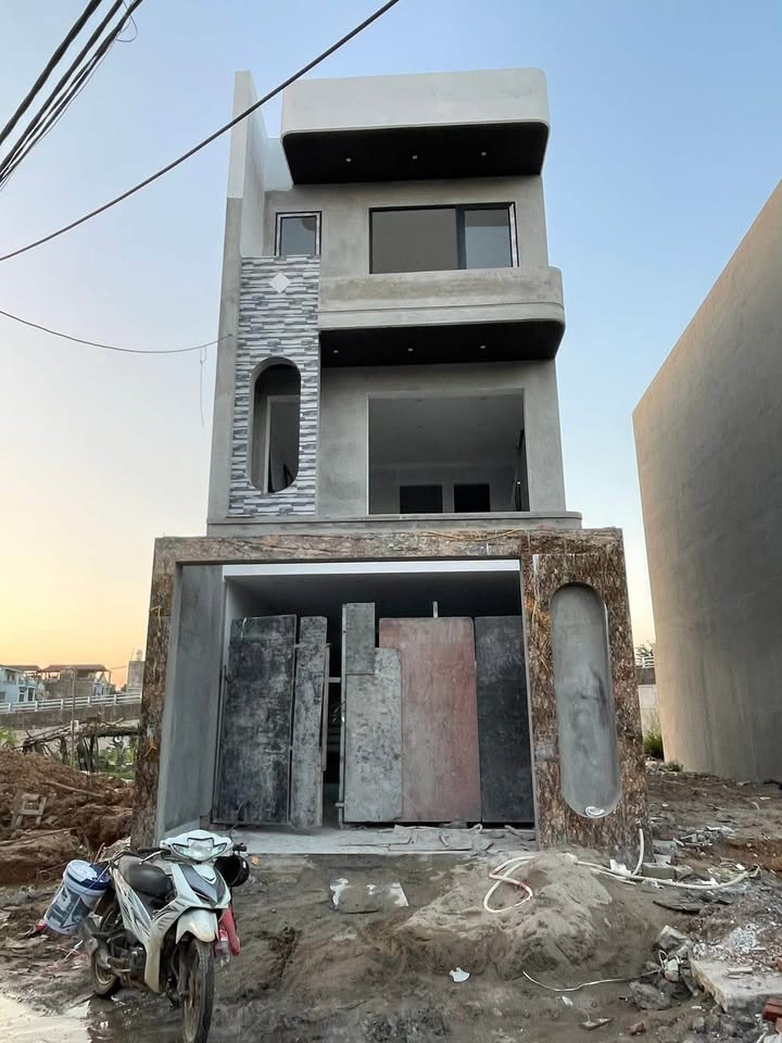 Nhà 3 tầng đường Bắc Sơn, Quang Trung 84m² giá 5 tỷ - Vị trí kim cương gần cầu!