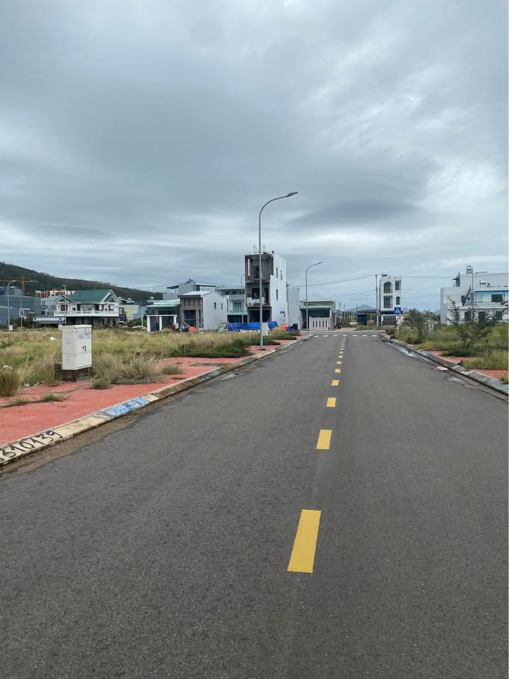 Đất mặt tiền khu cây xăng Nhơn Phú Quy Nhơn 76m² giá 2.46 tỷ - Cơ hội đầu tư tuyệt vời!