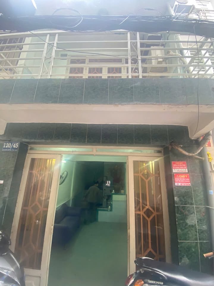 Nhà phố 120 Lê Quốc Hưng Quận 4, 24m² giá 3.8 tỷ - Vị trí trung tâm tuyệt đẹp!