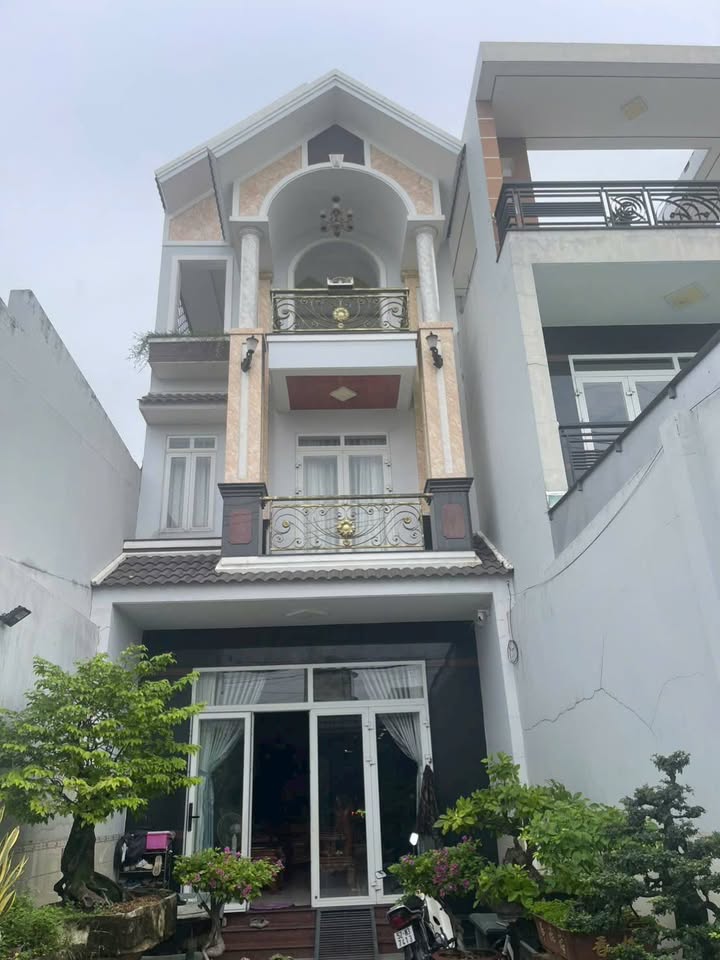 Nhà phố 200m² tại Đường Số 15, Bình Tân giá 16.5 tỷ - Đầu tư sinh lời ngay!