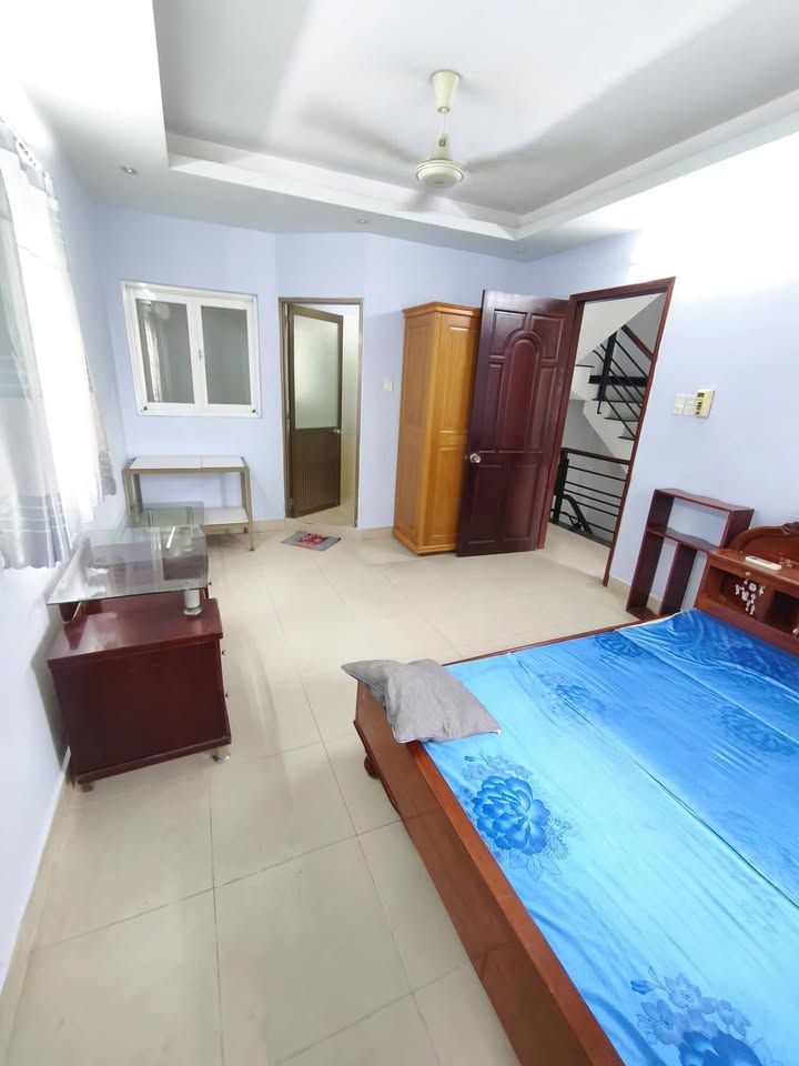 Nhà nguyên căn cho thuê Phan Xích Long, Q. Phú Nhuận 45m² giá 23 triệu/tháng - Vị trí đẹp tiện kinh doanh!