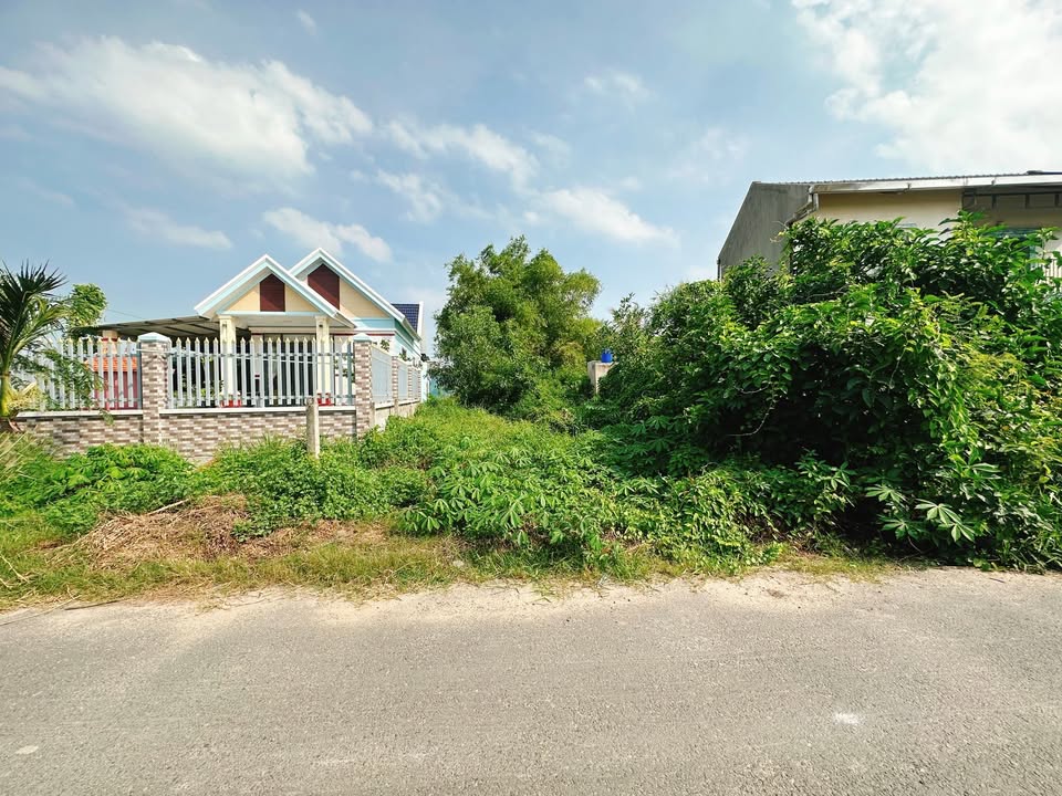 Đất nền mặt tiền đường Út An, Thị Trấn Đức Hòa 120m² giá 1.4 tỷ - Đầu tư sinh lời ngay!