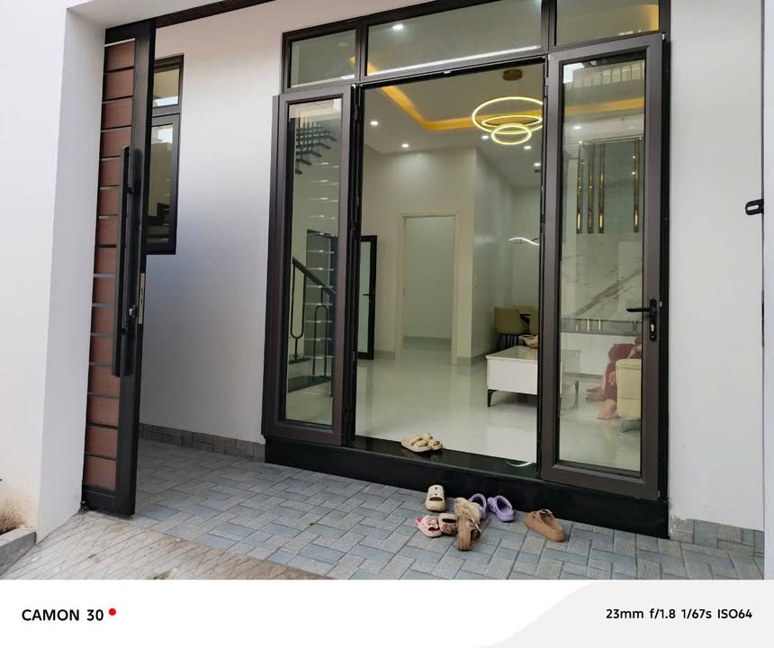 Nhà 2 Tầng Hướng Tây Nam tại Phường Tam Thanh, TP. Lạng Sơn - Giá chỉ 2 tỷ!