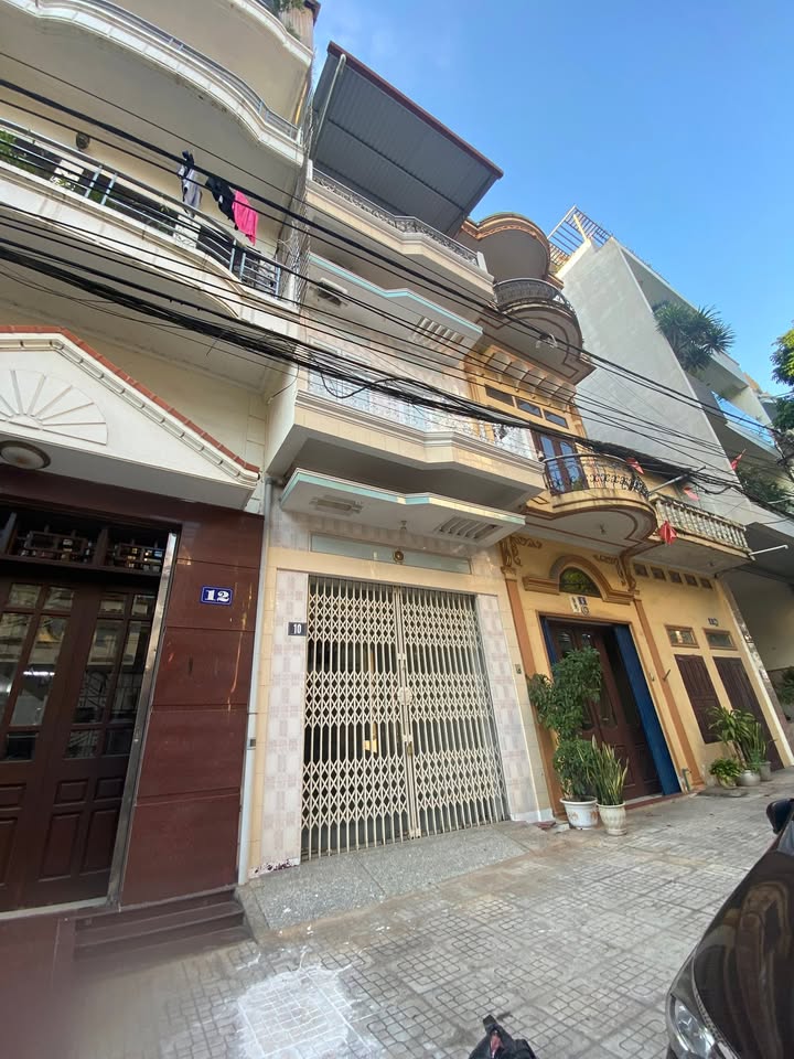 Nhà phố Muối 50m² giá 3.5 tỷ - Kinh doanh hoặc an cư lý tưởng!