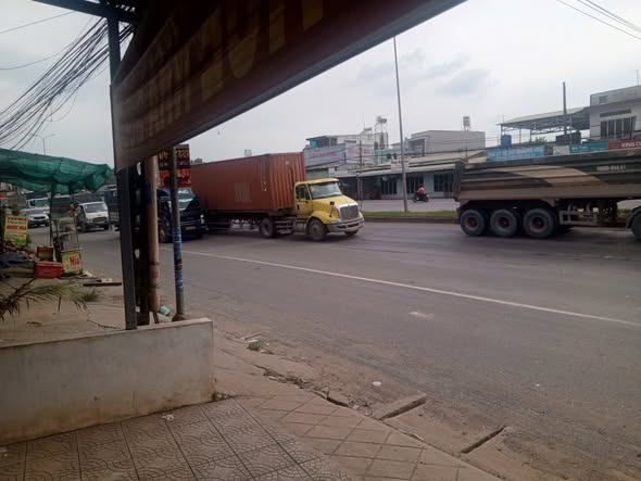 Nhà mặt tiền Quốc lộ 51, Phước Tân, Biên Hòa 373m² giá 6.5 tỷ - Cơ hội đầu tư hấp dẫn!