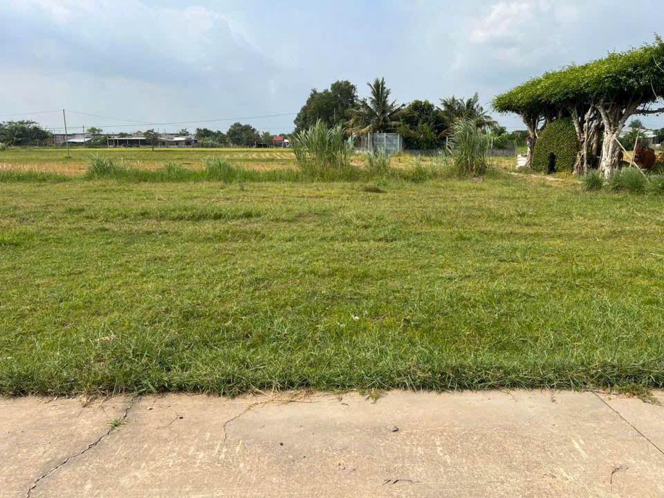 Đất nền Hòa Khánh Đông, 100m² giá 950 triệu - Sổ hồng riêng, thổ cư 100%!