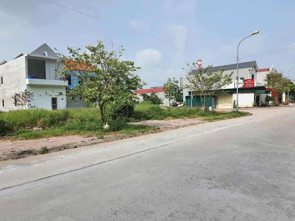 Đất nền Quang Thành, Kinh Môn 100m² giá 1.6 tỷ - Đầu tư sinh lời ngay!