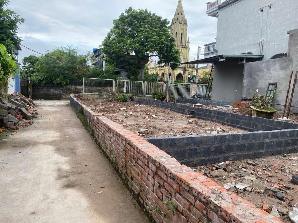 Đất nền Kiến Xương Thái Bình 76m² giá chỉ 600 triệu - Vị trí đắc địa gần trung tâm!