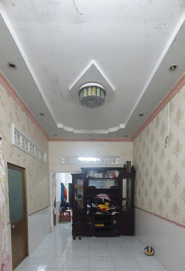 Nhà cấp 4 cho thuê tại KDC Phú Hòa, Thủ Dầu Một, 120m² - Ô tô đậu trước cửa!