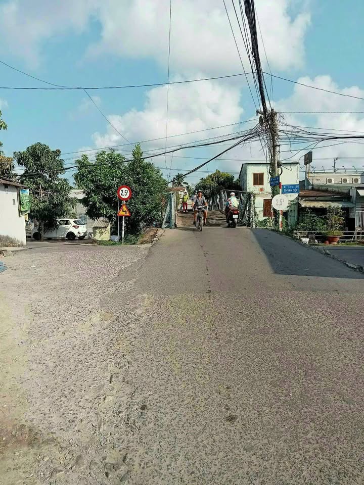 Đất thổ cư 50m² giá 580 triệu - Cách cầu Sắt 800m, cơ hội đầu tư tốt!