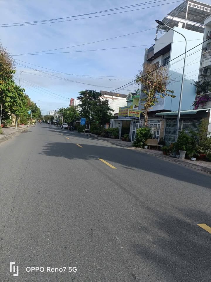 Nhà phường Hoà Thuận, Cao Lãnh, 92.5m² giá 2.5 tỷ - Sổ hồng chính chủ, thương lượng ngay!