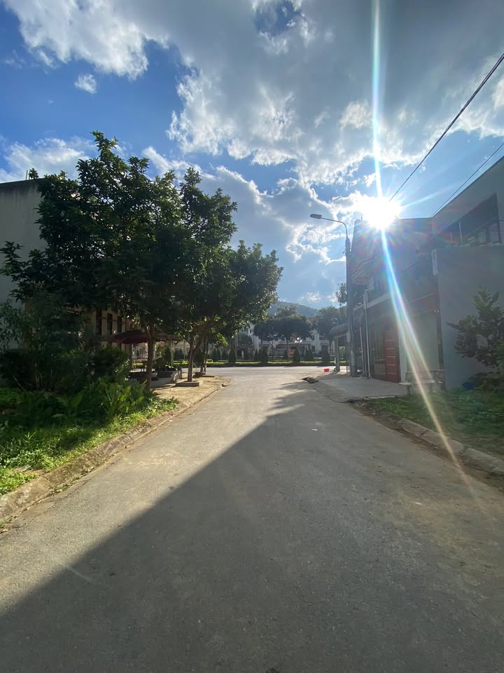 Đất bán tại phường Đoàn Kết, Lai Châu 105m² giá 700 triệu - Cơ hội đầu tư tuyệt vời!