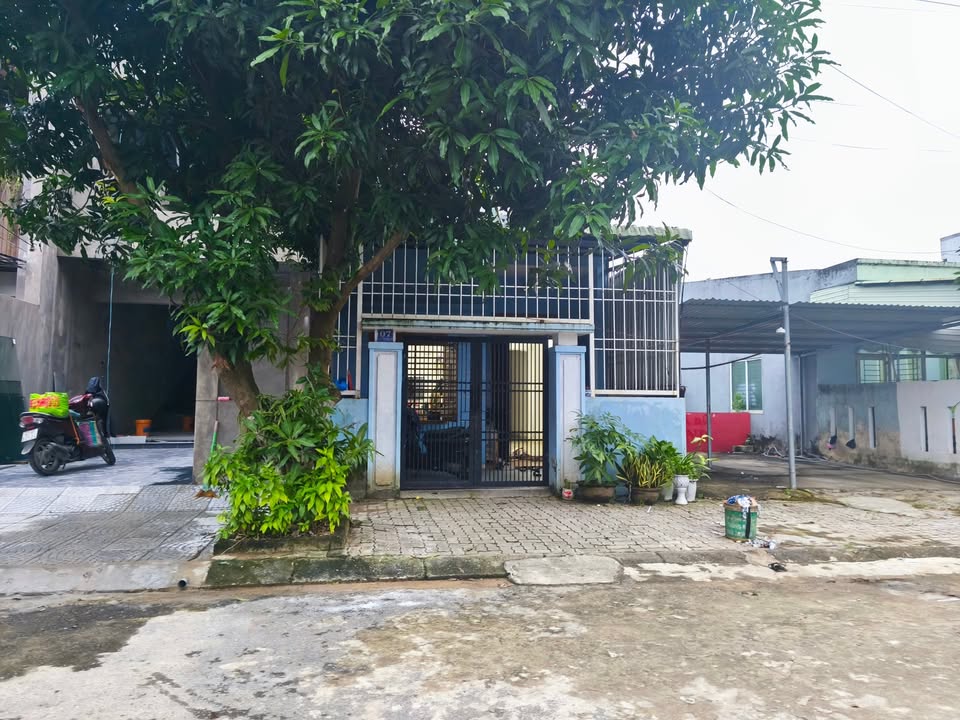 Nhà cấp 4 kiên cố đường Lỗ Giáng 23, Hòa Xuân, Đà Nẵng 100m² giá 4.8 tỷ - Đầu tư sinh lời!