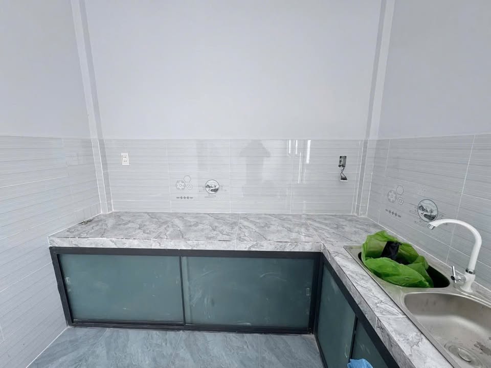 Nhà cấp 4 Cần Đước Long An 48m² giá chỉ 1.28 tỷ - Sân sau thoáng mát!