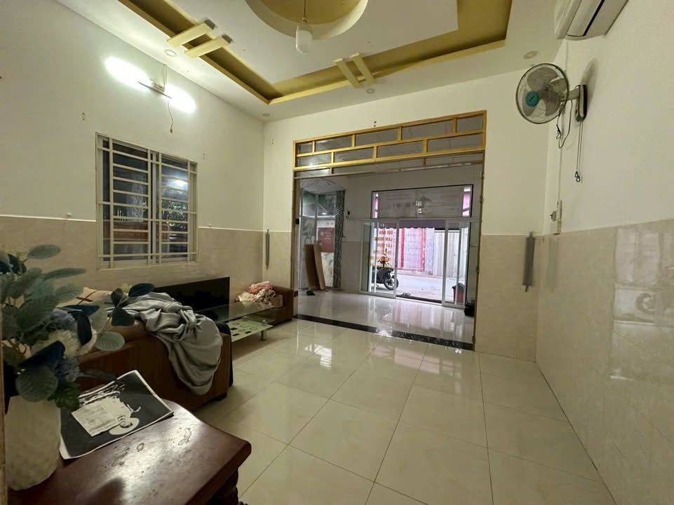 Đất Nhơn Đức Nhà Bè 127m² giá 5 tỷ - Nhà đẹp sẵn sàng vào ở!