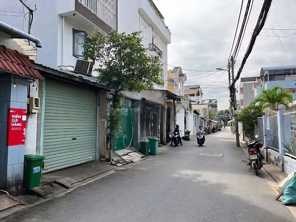 Nhà nguyên căn cho thuê hẻm xe hơi 126m² giá 15 triệu - Phù hợp kinh doanh