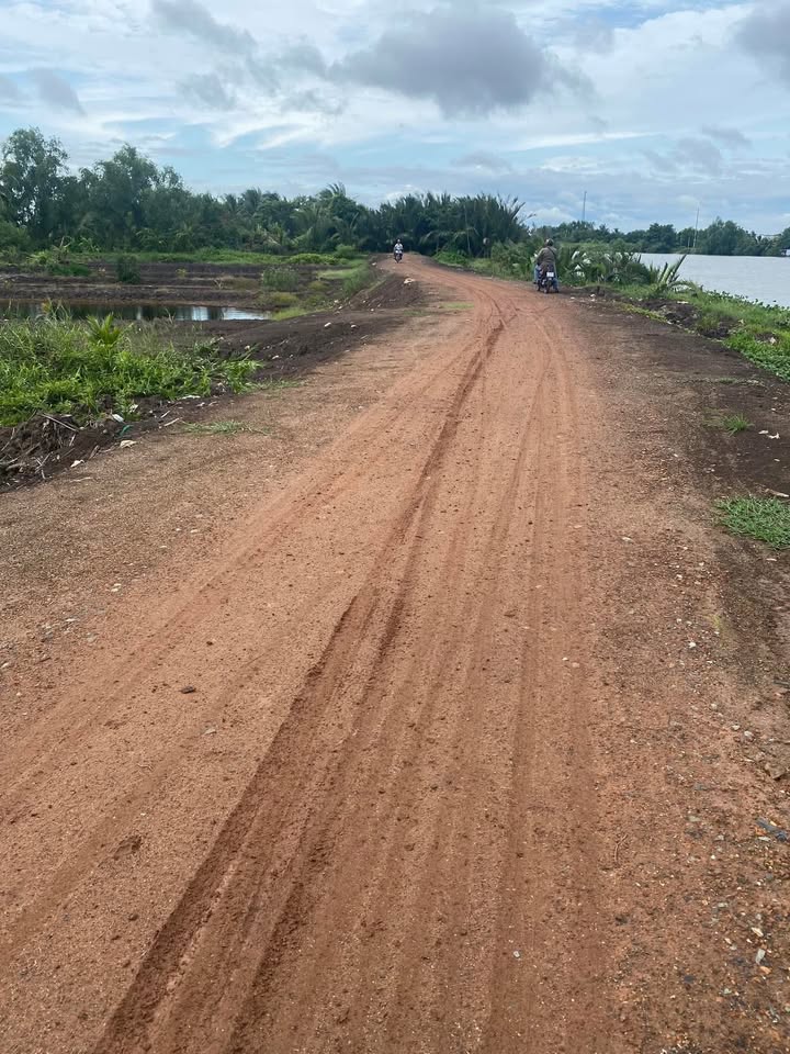 Đất nền 3729m² mặt tiền sông Vàm Cỏ Đông - Cơ hội đầu tư hiếm có