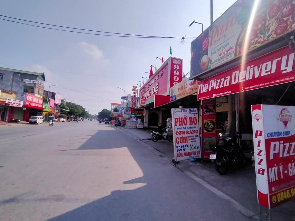 Nhà 2.5 tầng đường Quán Toan, Hồng Bàng, 117m² giá 5.85 tỷ - Kinh doanh sầm uất!