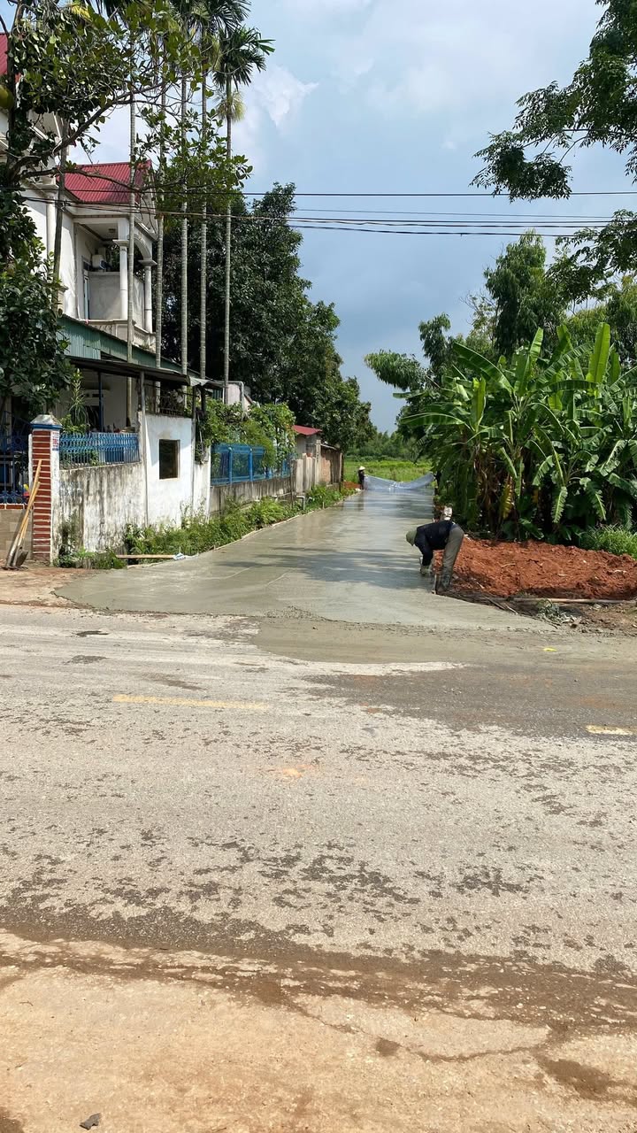 Đất nền thôn Hoàng Oanh, Hương Sơn, 300m² giá 3 tỷ - Vị trí đẹp xây nhà vườn!