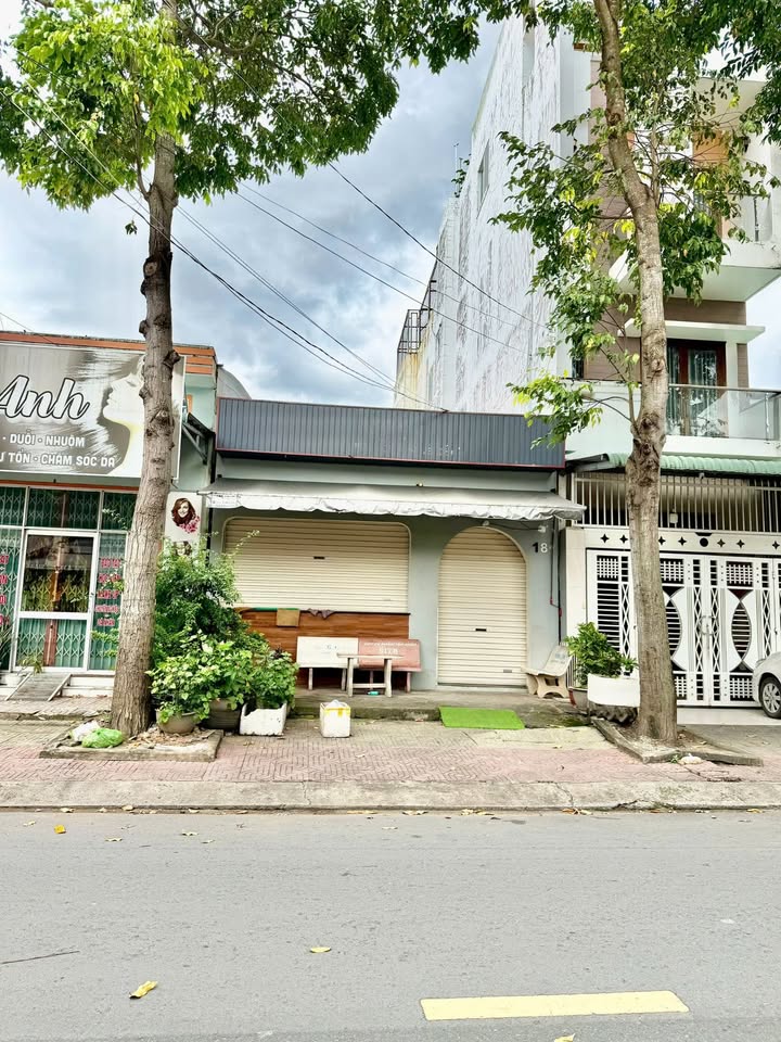 Nhà Mặt Tiền Đường Nguyễn Thái Học, Trà Vinh 104.5m² giá 3.5 tỷ - Thổ cư 100%!