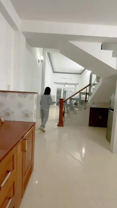 Nhà 3 tầng Phó Đức Chính, Sơn Trà 50m² giá 5.1 tỷ - Cách biển chỉ 3 phút!