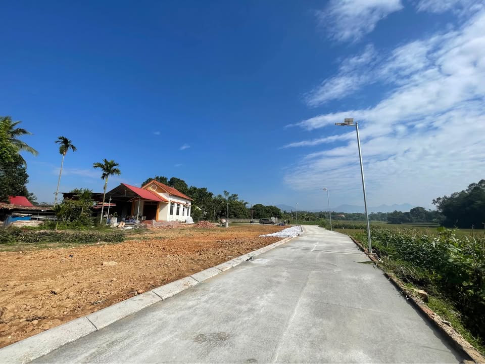 Đất nền Tử Du Lập Thạch 100m² giá 400 triệu - Đầu tư sinh lời hấp dẫn!