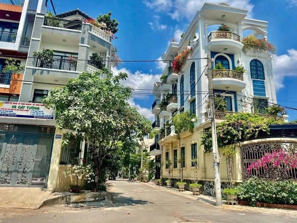 Đất gần quán Cafe Lay La An Phú Đông 66m² giá 7.2 tỷ - Hẻm đường ven sông