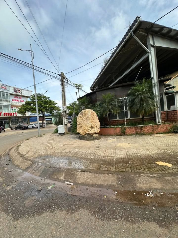 Cho thuê mặt bằng góc 2 mặt tiền tại Liên Nghĩa, Đức Trọng - Vị trí đắc địa, thuận lợi kinh doanh!