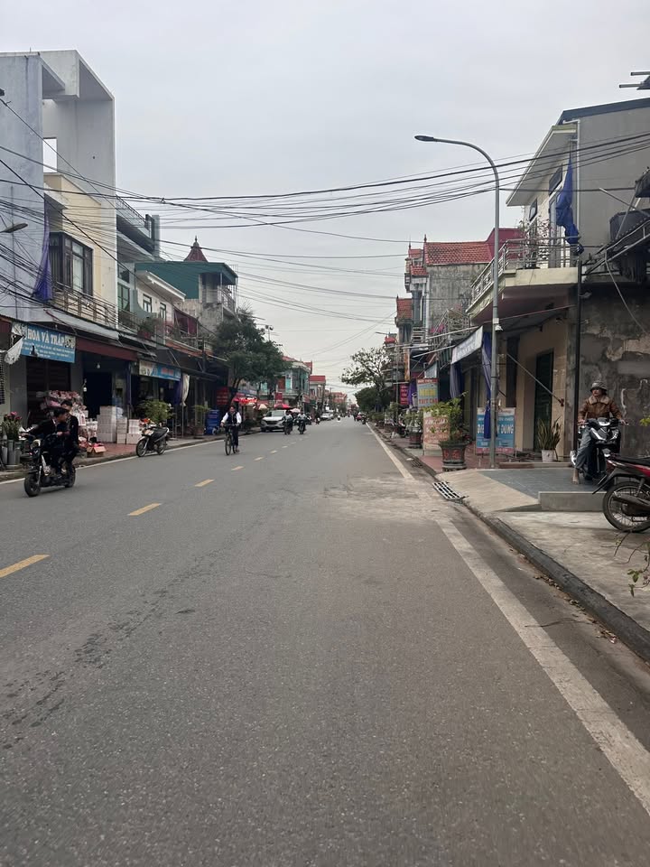 Đất nền Nghĩa Lạc 90m² giá 3 tỷ - Kinh doanh thuận lợi ngay trung tâm!