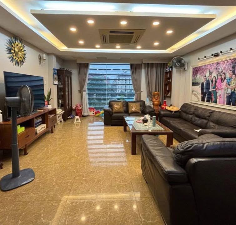 Bán gấp FrontHouse mặt phố Tố Hữu, Vạn Phúc, 78m² giá 40 tỷ - Đầu tư sinh lời ngay!