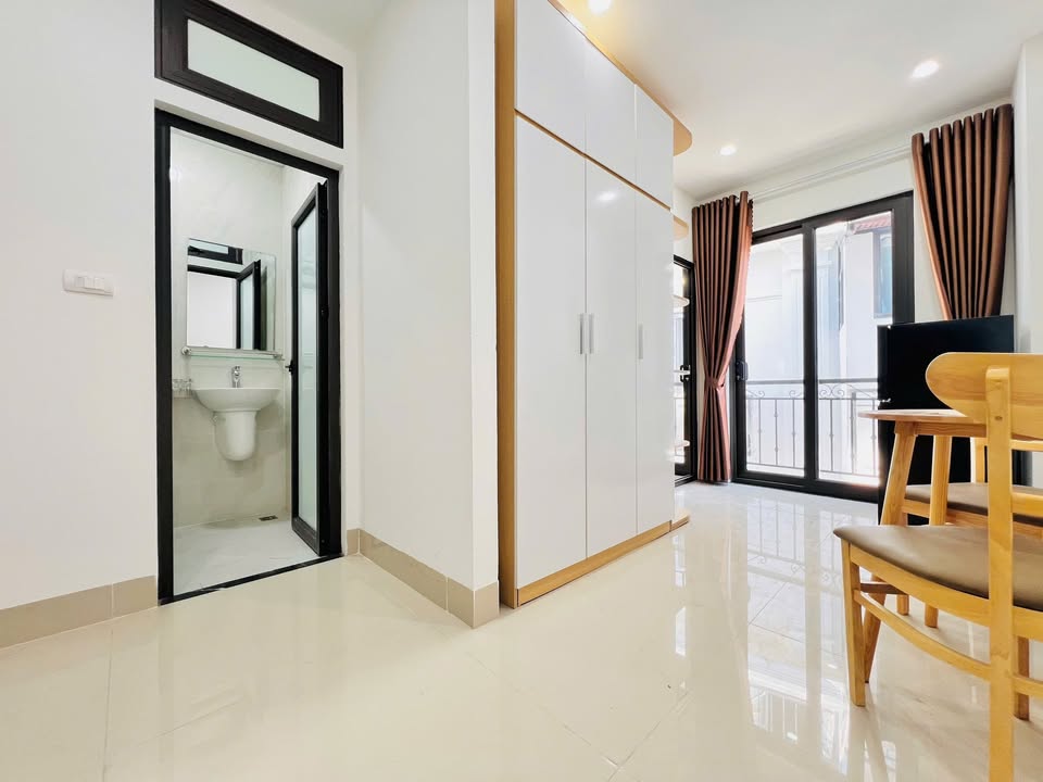 Căn hộ 72 Tôn Thất Tùng, Đống Đa 6.2 triệu - Full nội thất, an ninh tốt!