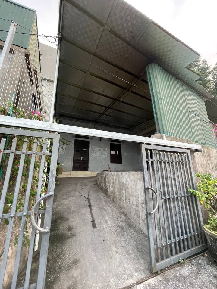 Nhà riêng 1 tầng tại Ngõ 13 Cao Thắng, Hạ Long - Rộng rãi, thoáng mát chỉ 4 triệu/tháng!