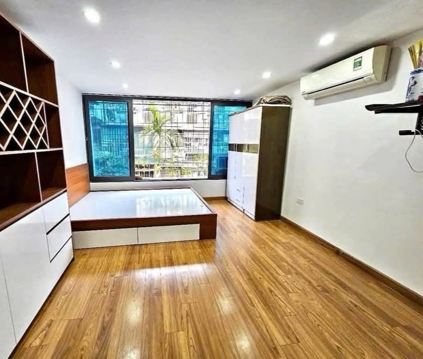 Căn hộ tập thể Thanh Xuân Bắc 34m² giá 2 tỷ - Sổ đỏ chính chủ, tiện cho thuê hoặc ở ngay!