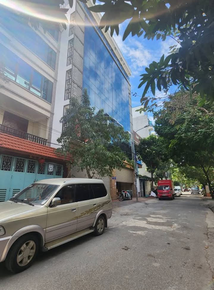 Đất đấu giá đẹp tại Phú Diễn, Bắc Từ Liêm 144m² giá 39.9 tỷ - Đầu tư sinh lời ngay!