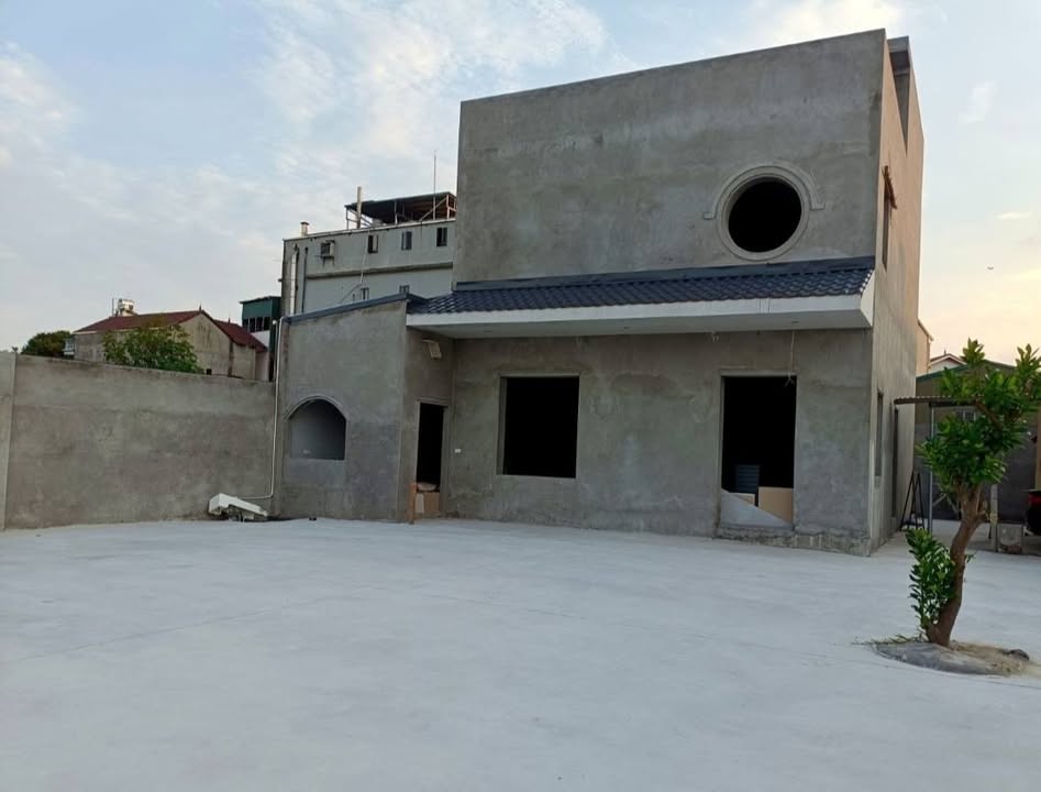 Nhà độc bản Cự Khối 540m² giá 41 tỷ - Dòng tiền siêu khủng!