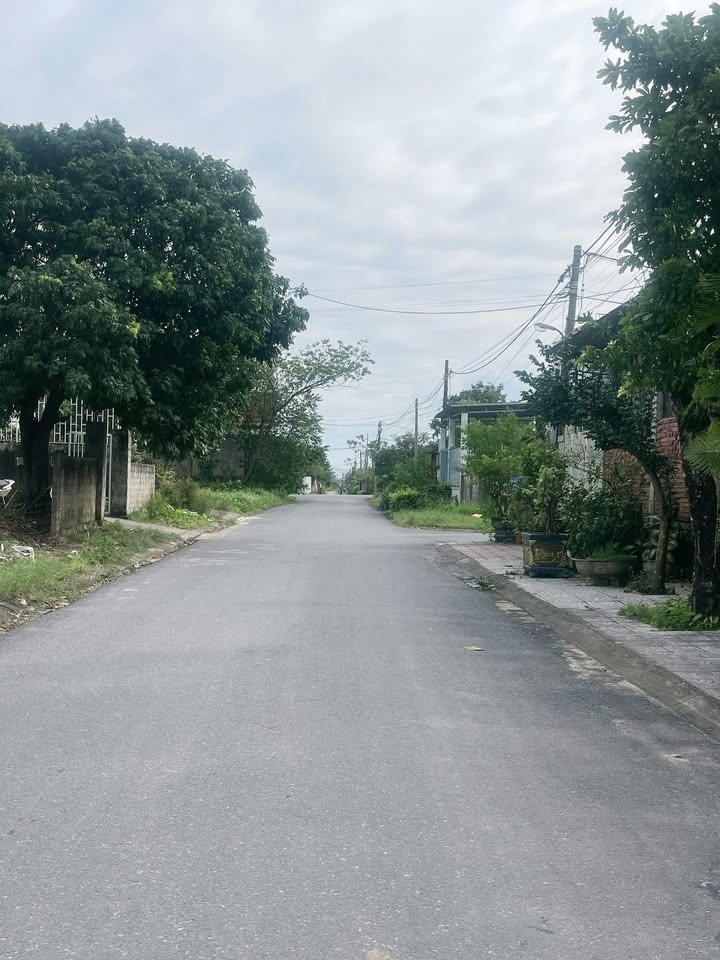 Nhà mặt tiền Nguyễn Thượng Hiền, Hoàn Lão 203m² giá chỉ 1.4 tỷ - Đầu tư sinh lời!