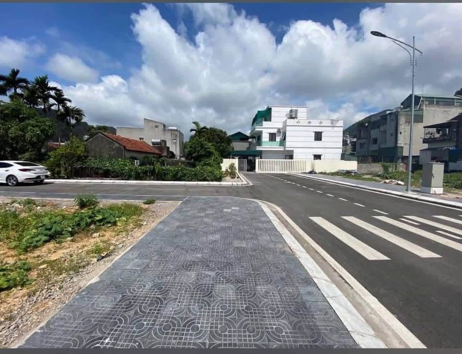 Đất nền Cẩm Thạch, Cẩm Phả 69.5m² giá 2 tỷ - Lô góc đắc địa, kinh doanh thuận lợi!
